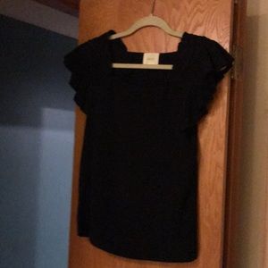 Silky ruffled sleeved top